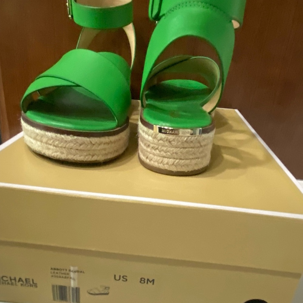 Michael Kors Palm green color leather Abbott Espadrille Sandals. Like new c pics - Picture 2 of 11